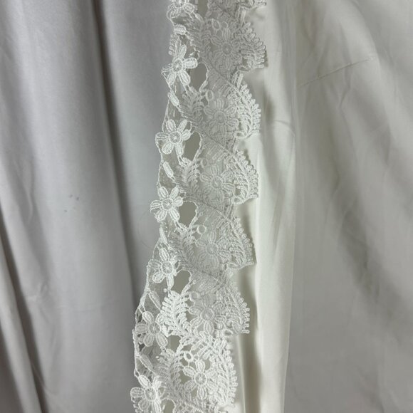 ChicMe White Long Sleeve Blouse With Lace Trim & Button Closure Size L - Picture 2 of 7